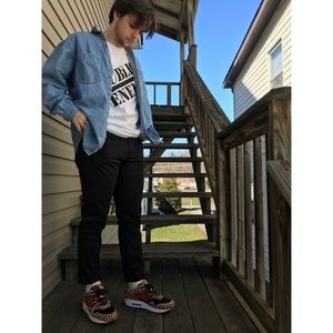 Meet your Posher, James